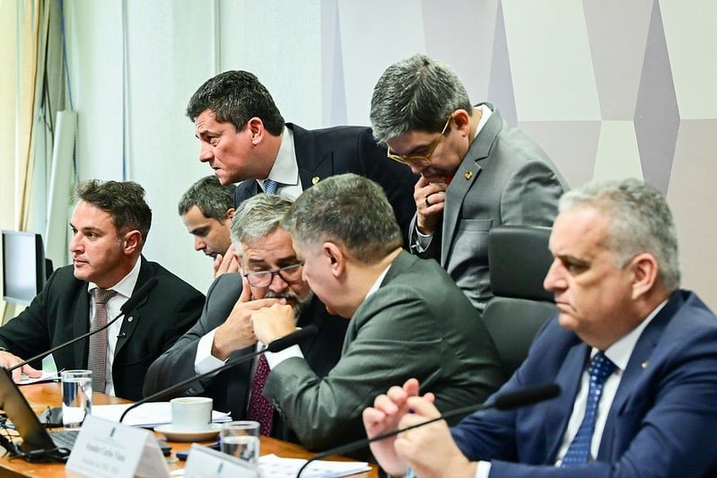 CPMI sob suspeita: liberação de emendas levanta dúvidas sobre independência das investigações